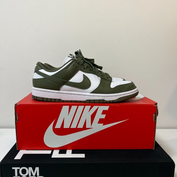 Nike Wmns Dunk Low (Medium Olive) - Size 9 - Picture 2 of 6